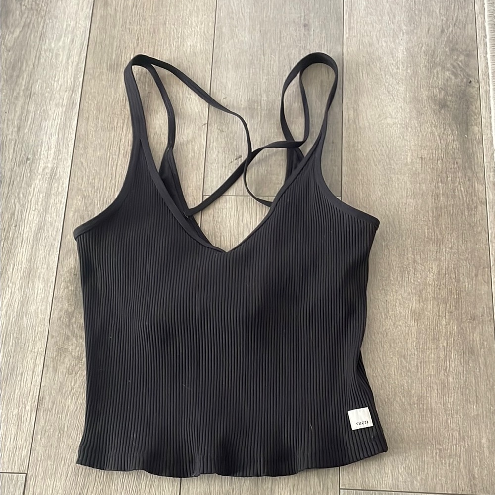 Vuori Black Ribbed V-Neck Top